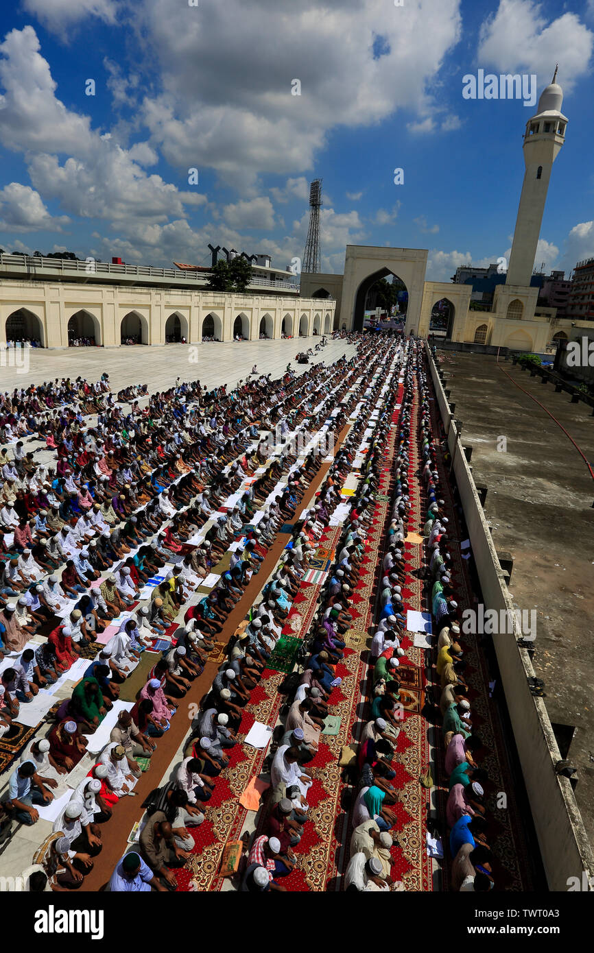 Muslims offer EidulFitr prayers at the Baitul Mukarram National