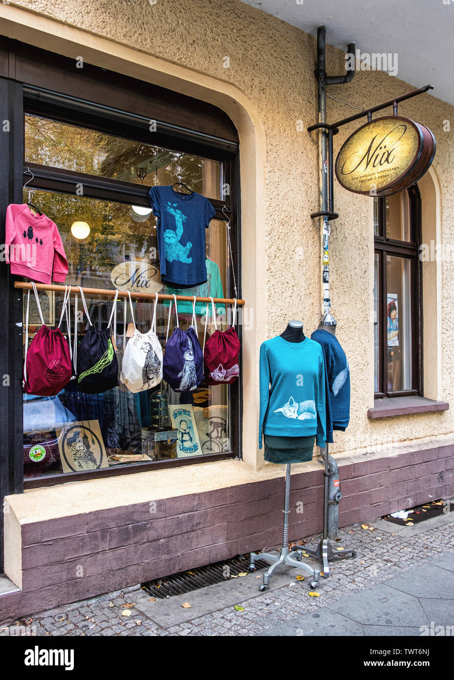 NÜX shop selling  locally produced screen printed goods in Berlin-Friedrichshain. Store sells fairtrade & organic goods Stock Photo