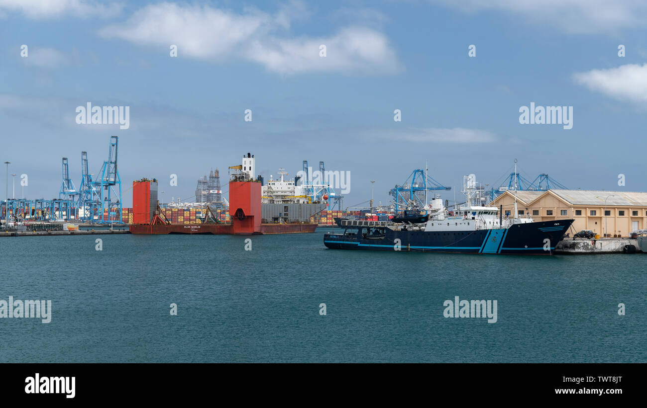 Puerto de la Luz, Las Palmas, Gran Canaria Stock Photo - Alamy
