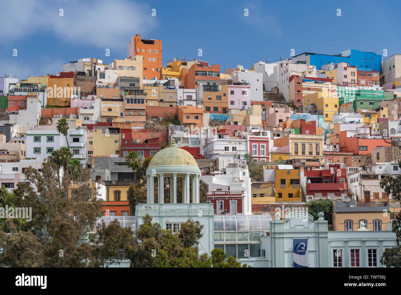 Die bunten Häuser von Barrio San Juan, Las Palmas, Gran Canaria Stock Photo  - Alamy