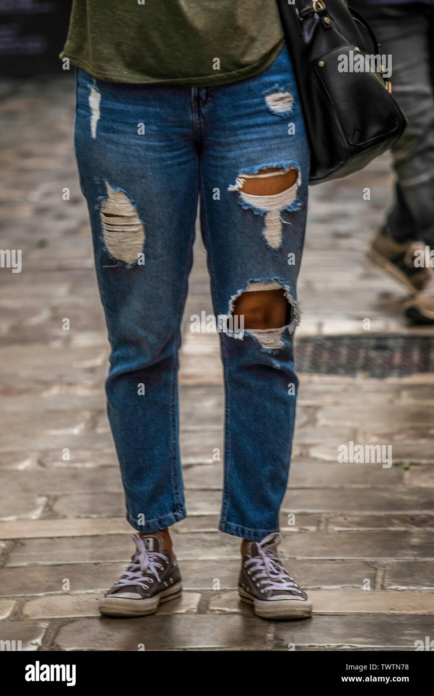 Jeans Public High Resolution Stock Photography and Images - Alamy