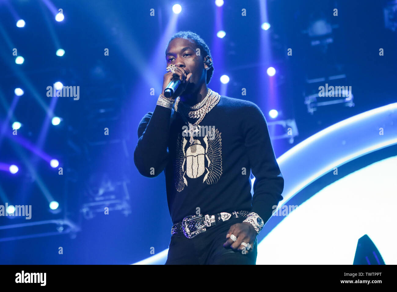 Offset Singer LOS ANGELES, CALIFORNIA, USA - JUNE 22: Rapper Offset of Migos performs ...