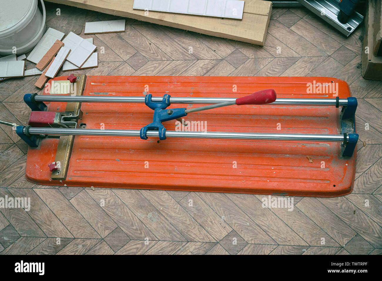Tile Cutter Stock Photos Tile Cutter Stock Images Alamy