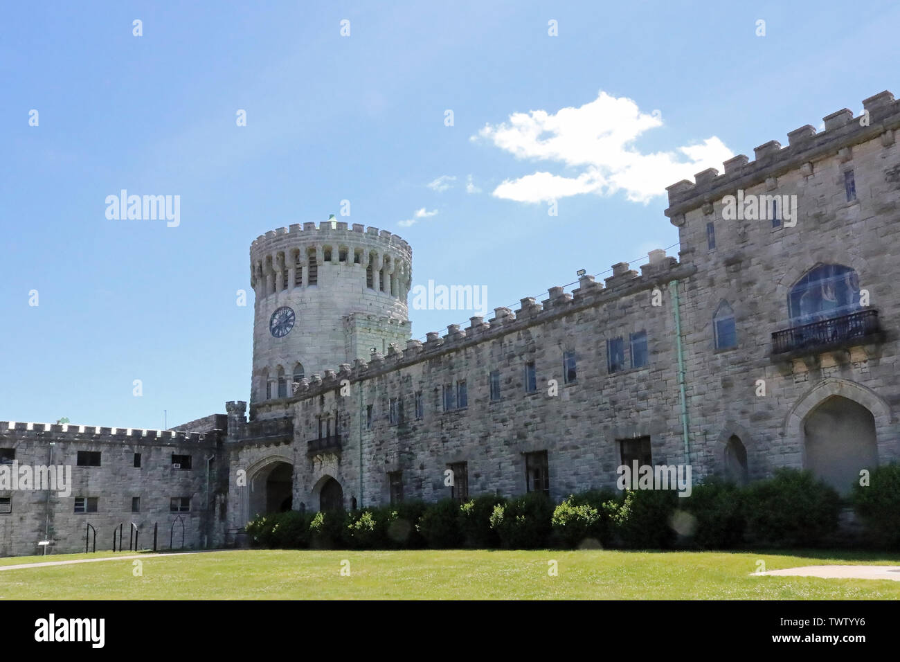 Historic Castle Gould in Hempstead House near New York Stock Photo Alamy