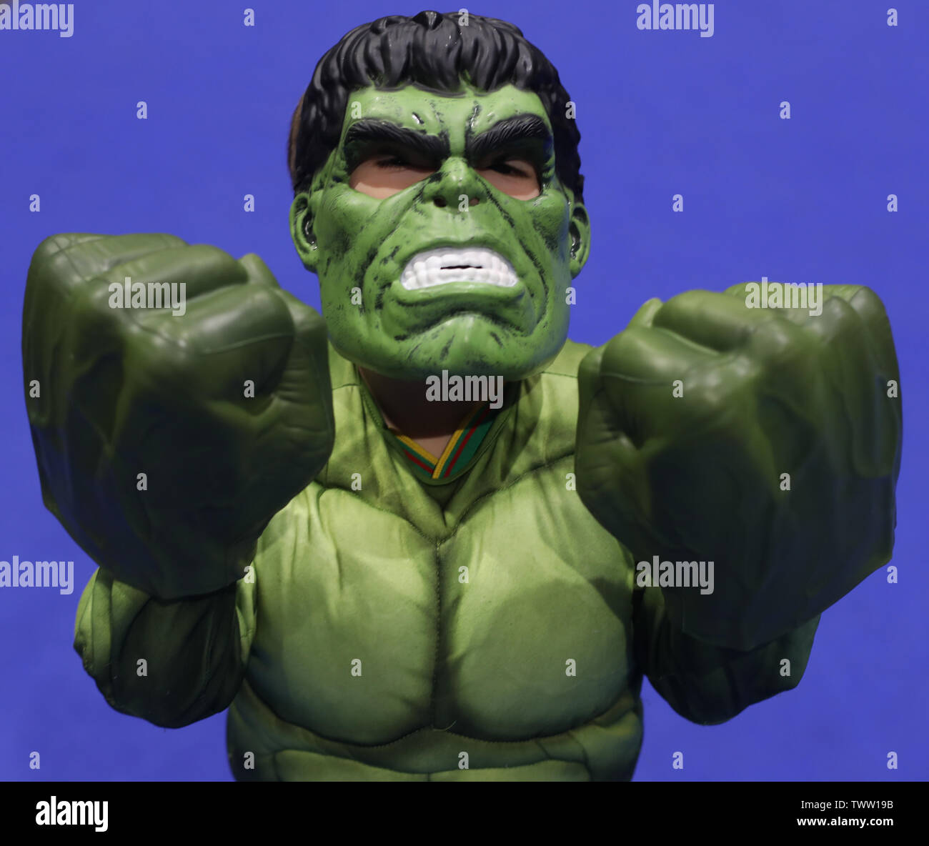 Lego hulk hi-res stock photography and images - Alamy