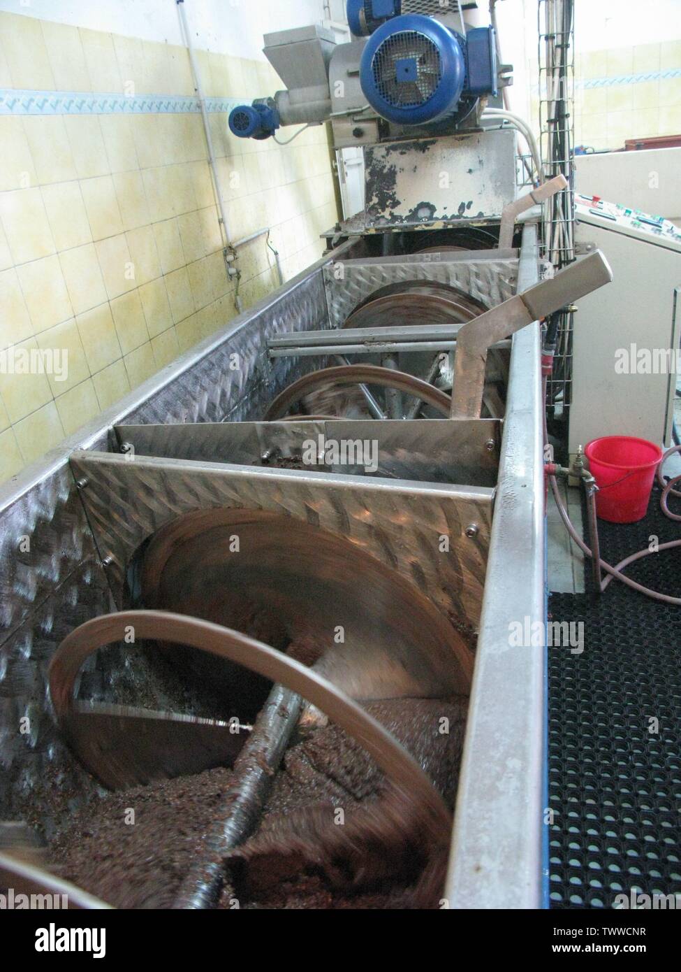 Olive oil press in oil hi-res stock photography and images - Alamy