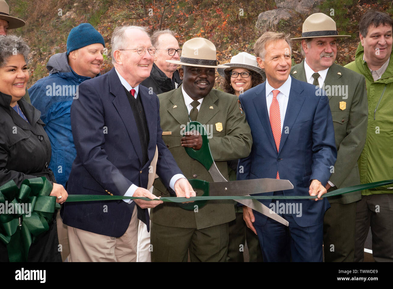 US Senator Lamar Alexander, TN Govenor Bill Haslam and Cassius Cash superintendent of Great Smoky Mountains National Park gather for a ribbon cutting Stock Photo