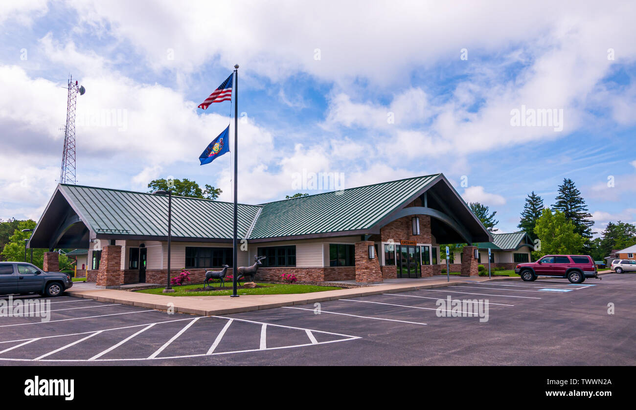 Pennsylvania Game Commission Northwest Regional Headquarters on Pittsburgh  Road in Franklin, Pennsylvania, USA Stock Photo - Alamy