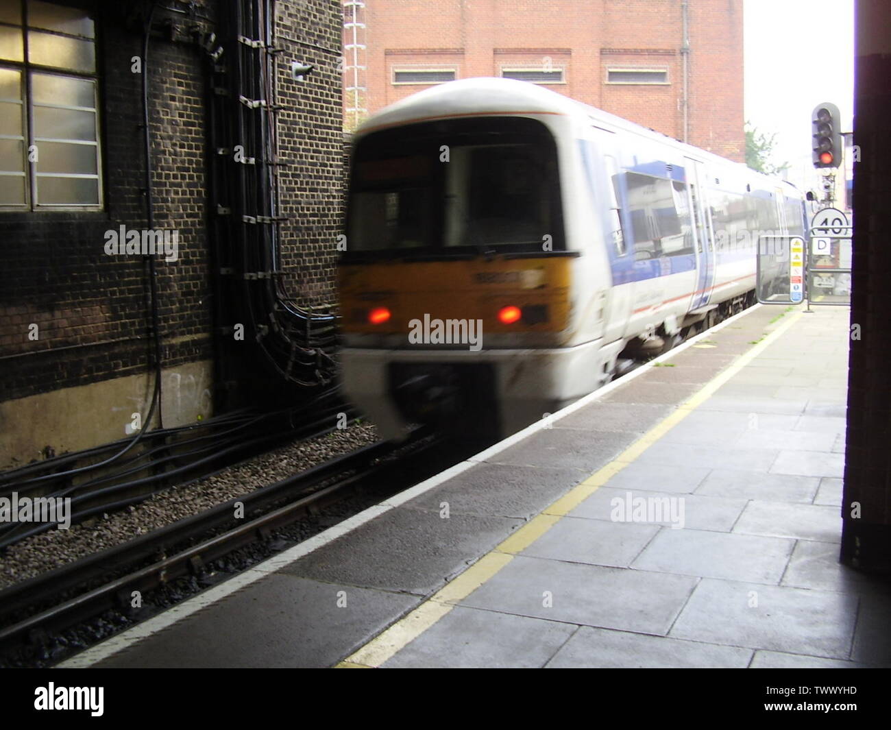 Class 168 hires stock photography and images Alamy