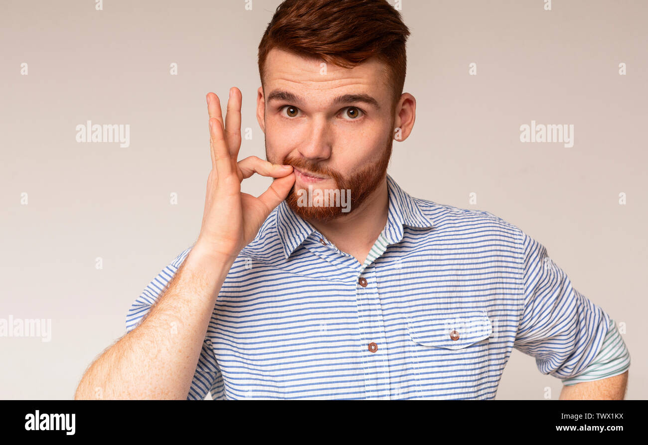 Zip mouth hires stock photography and images Alamy