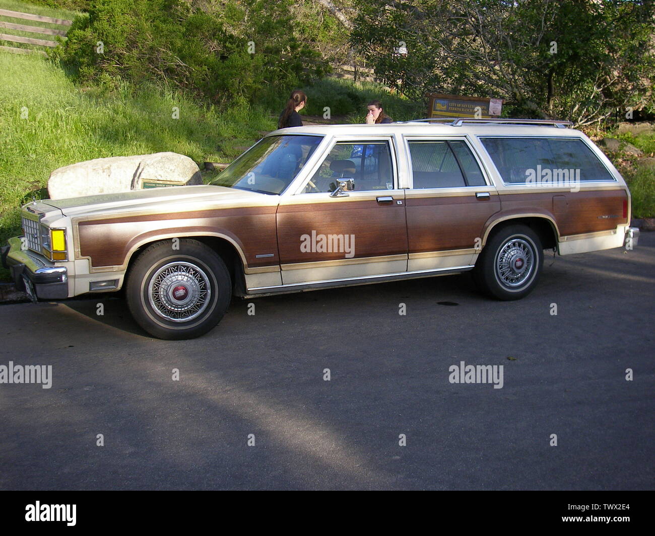 1983 Ford Country Squire; 22 April 2006 uploaded on 2006-05-03; own work by Blake Jung http://en.pedia//Image:1983FordCountrySquire.jpg.JPG (english pedia); Blake Jung; Stock Photo