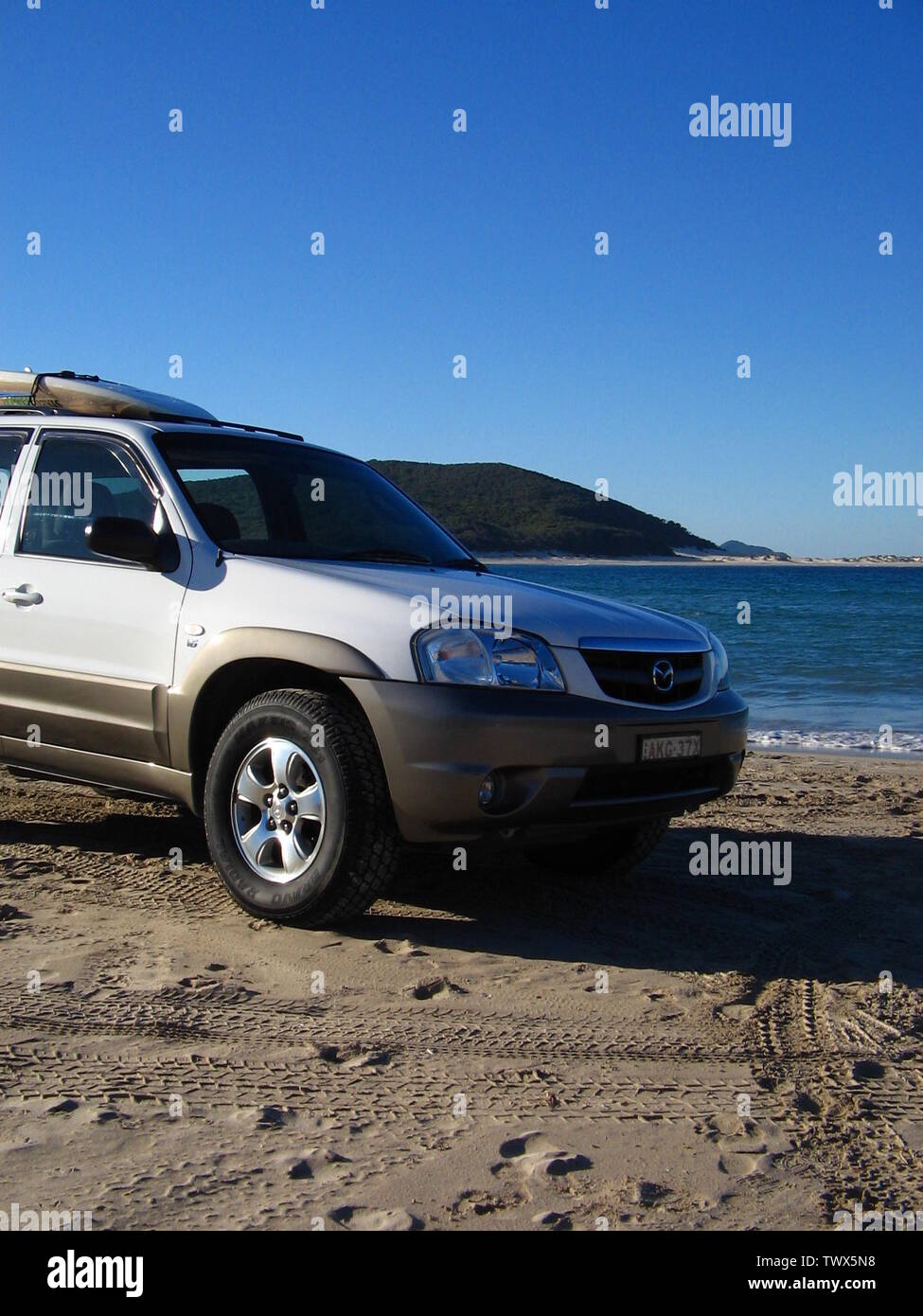 2001 Mazda Tribute Classic 3.0 litre V6, photographed at Nelson Bay, New South Wales, Australia.; 24 February 2007 (taken) 18 November 2007 (original upload date); Transferred from en.pedia to Commons.; Tribby030144 at English pedia; Stock Photo