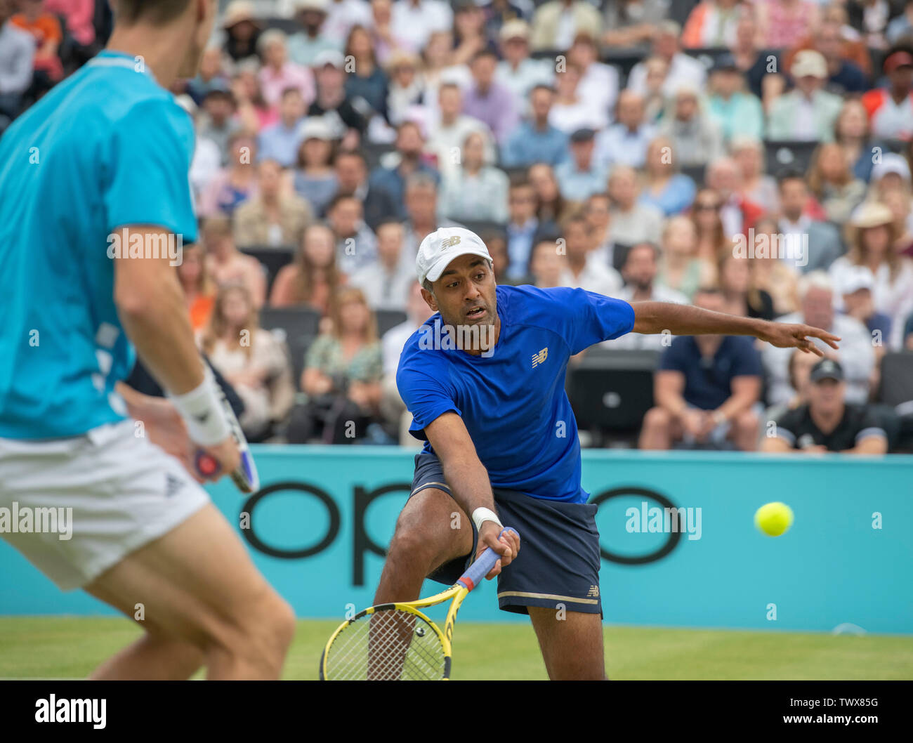The Queens Club, London, UK. 23rd June 2019. Day 7 of The Fever Tree Championships. Feliciano Lopez (ESP) & Andy Murray (GBR) win the doubles final, beating British player Joe Salisbury and American Rajeev Ram 7-6 (8-6) 5-7 10-5. Credit: Malcolm Park/Alamy Live News. Stock Photo