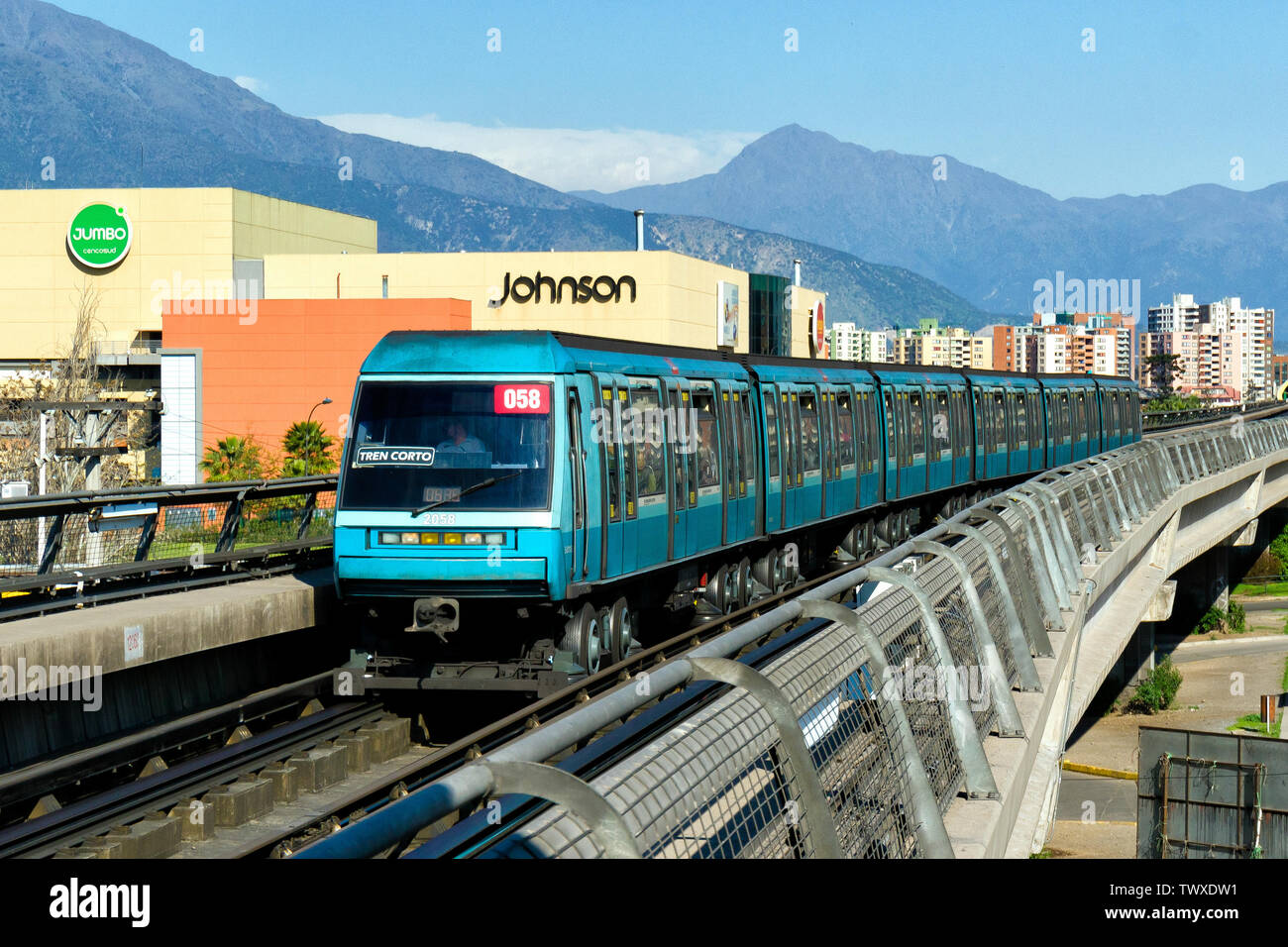 Santiago Chile October 2015 A Santiago Metro Ns04 Train Exiting Santa Ana Station Stock Photo Alamy
