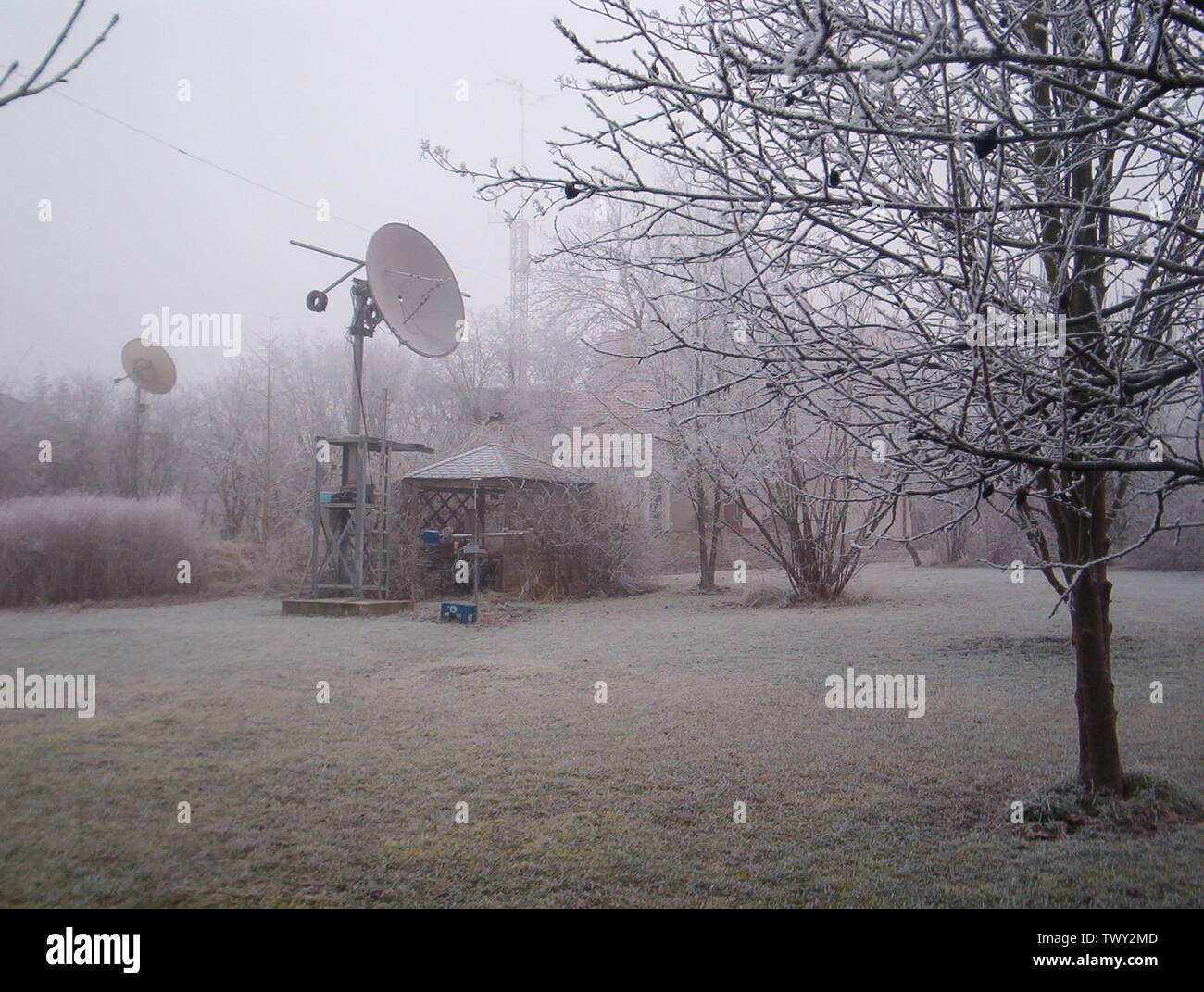 Mein Garten mit Antennen; December 2007; Self-photographed; Wolfgang der Bastler; Stock Photo