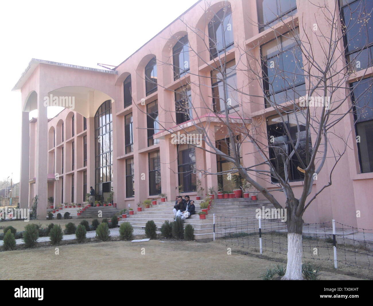Comsats hi-res stock photography and images - Alamy