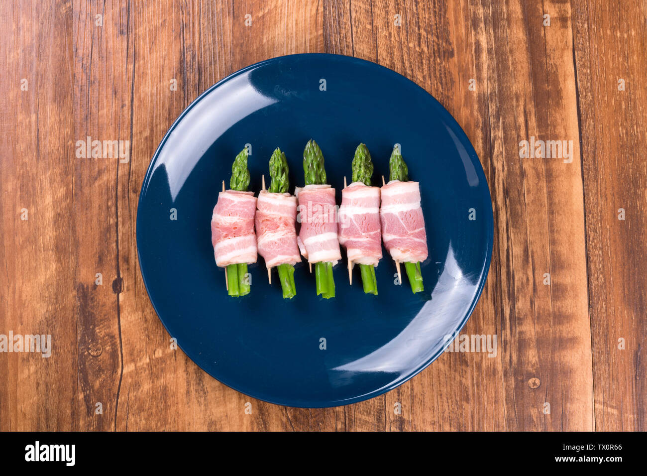 Bacon asparagus roll Stock Photo Alamy