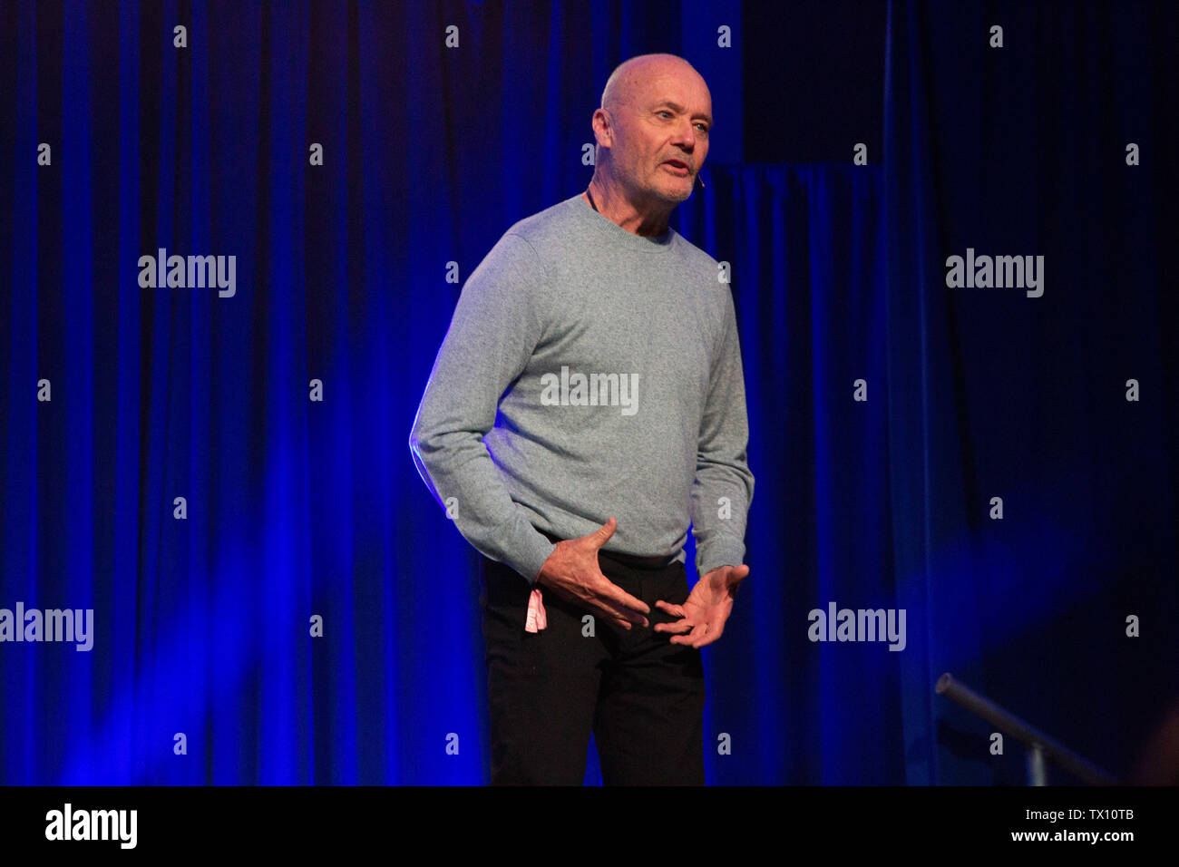 San Francisco Ca June 22 Creed Bratton Performs At Clusterfest On June 22 2019 In San Francisco Ca Photo Ryan Myers Imagespace Mediapunch Stock Photo Alamy San Francisco Ca June 22 Creed Bratton Performs At Clusterfest On June 22 2019 In San Francisco Ca Photo Ryan Myers Imagespace Mediapunch Stock Photo Alamy