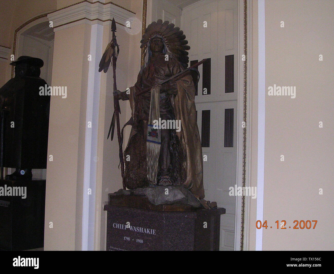 Photo of a statue of Chief Washakie in Washington D.C. (I can't remember where exactly.  Maybe the Capitol Building).; 5 June 2007 (original upload date); Transferred from en.pedia to Commons.; ASprigOfFig at English pedia; Stock Photo