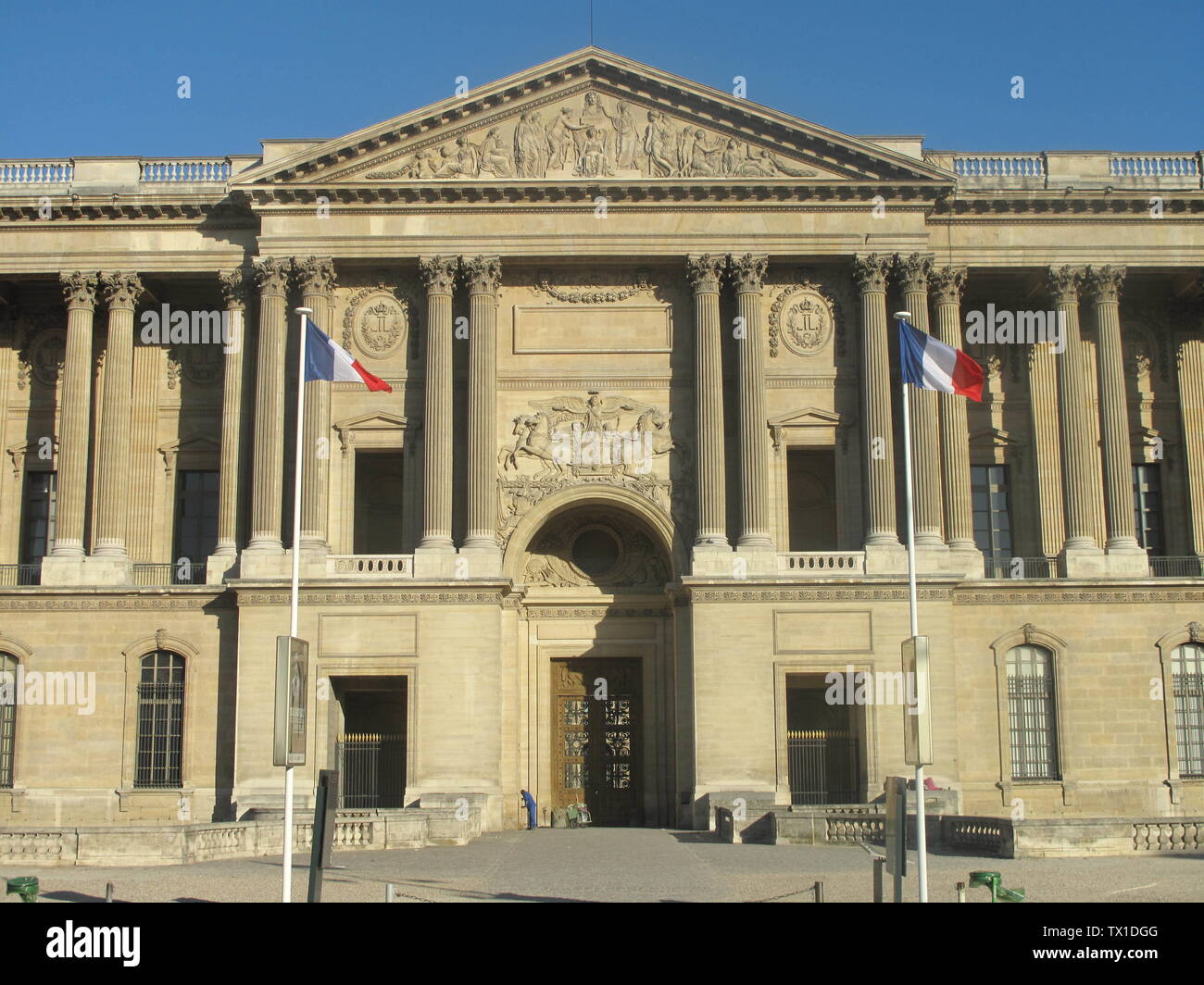 Colonnade Du Louvre High Resolution Stock Photography and Images Alamy