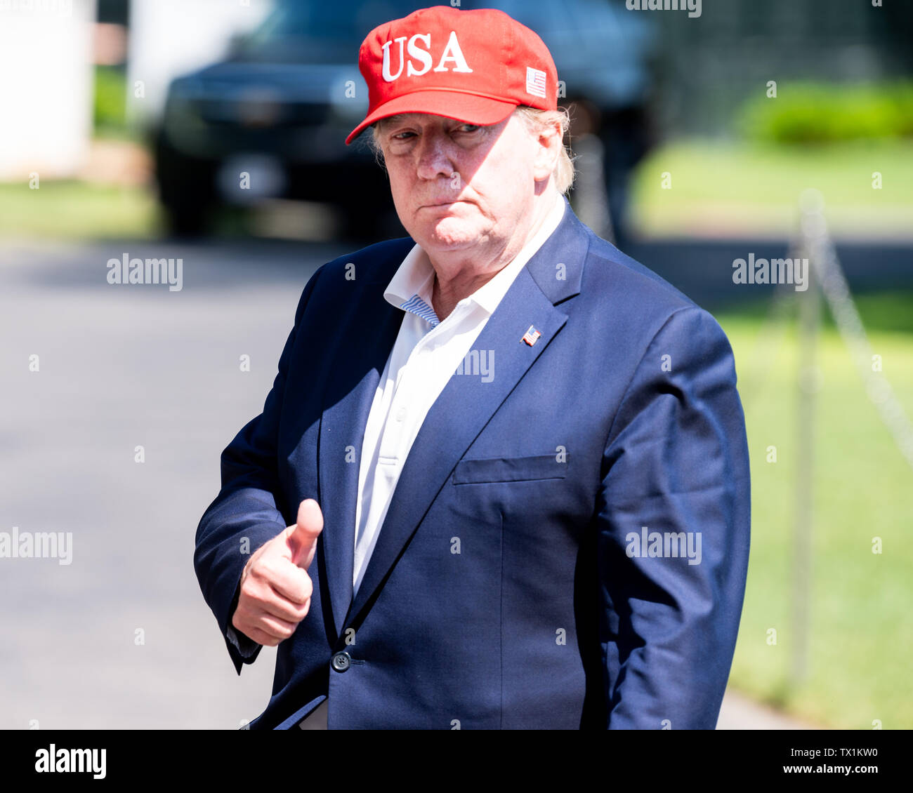 President Donald Trump returns to the White House (Washington, DC) on ...