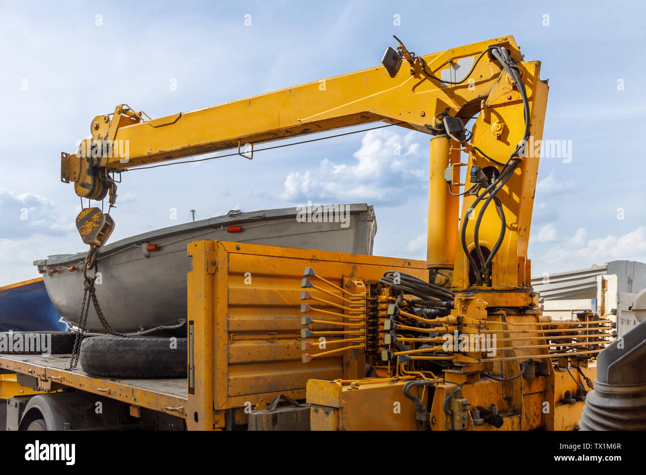 Hydraulic crane hires stock photography and images Alamy