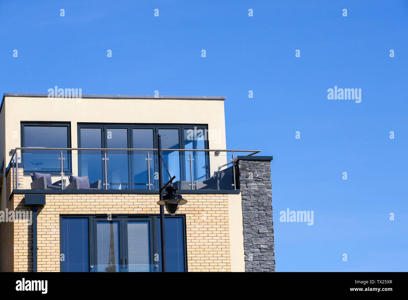 View of Penthouse balcony hi-res stock photography and images - Alamy