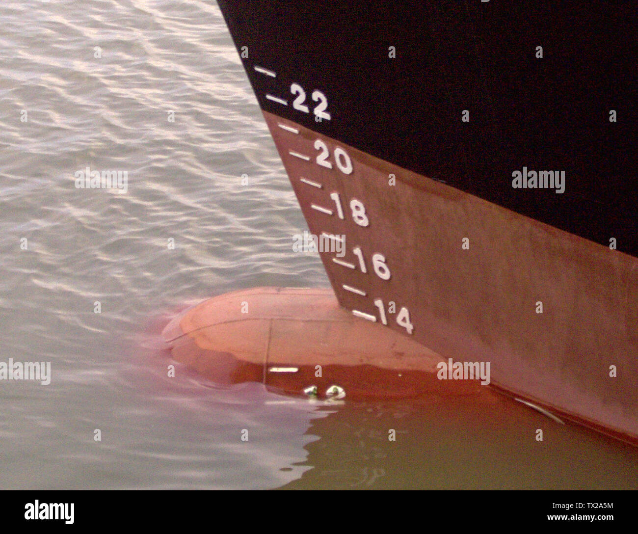 Ships markings hi-res stock photography and images - Alamy