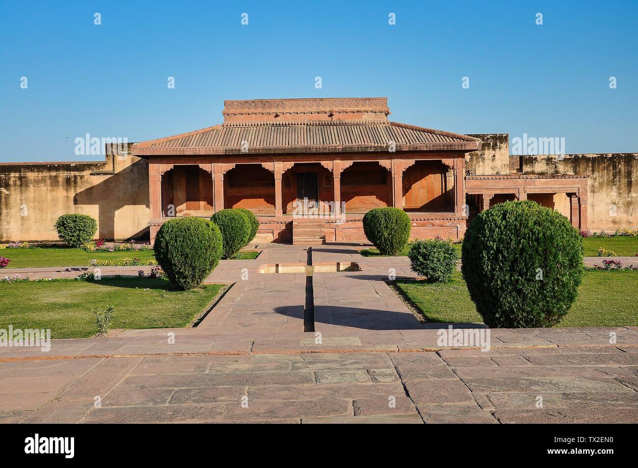 Akbar mughal emperor hi-res stock photography and images - Alamy