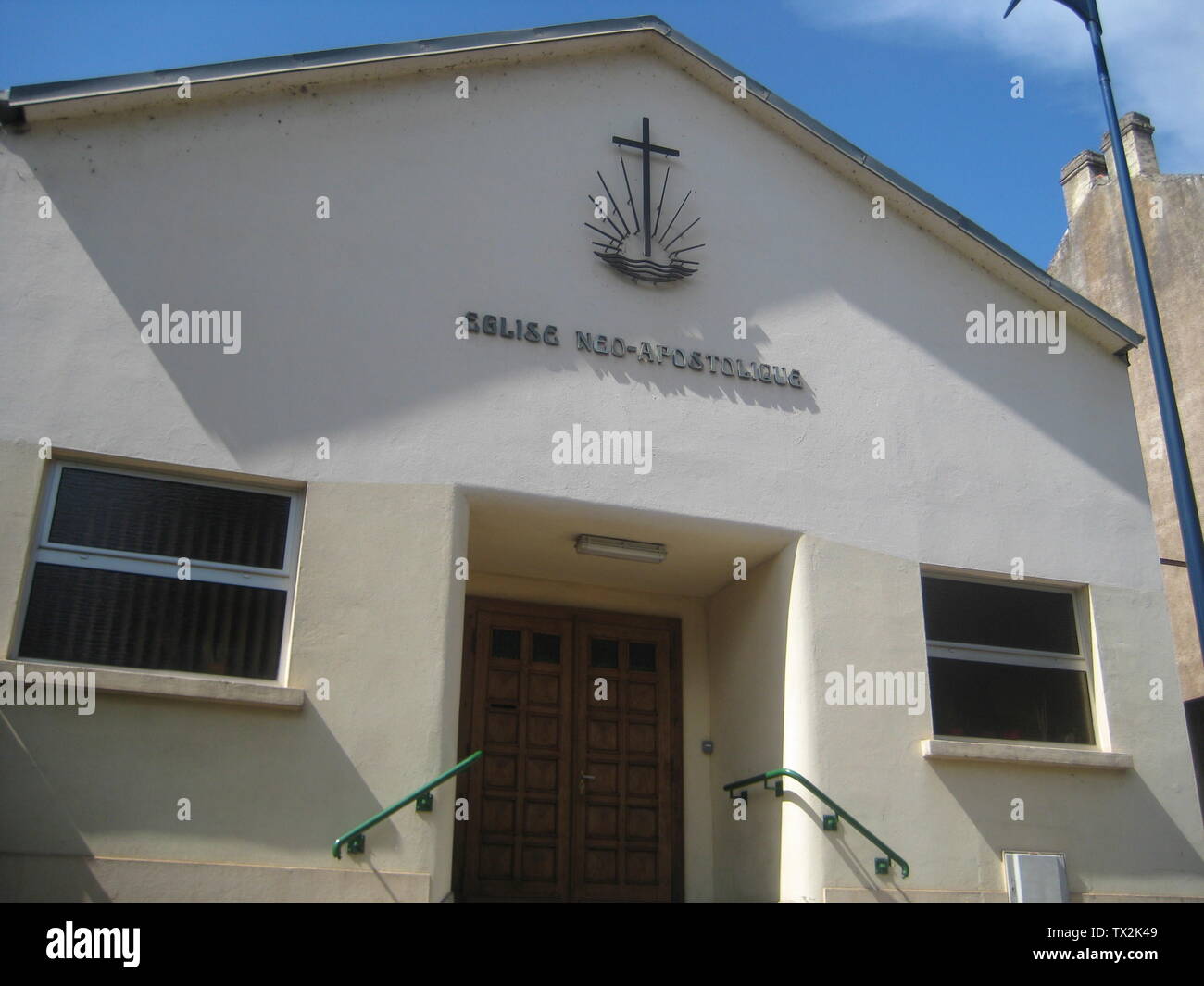Eglise neo apostolique hires stock photography and images Alamy