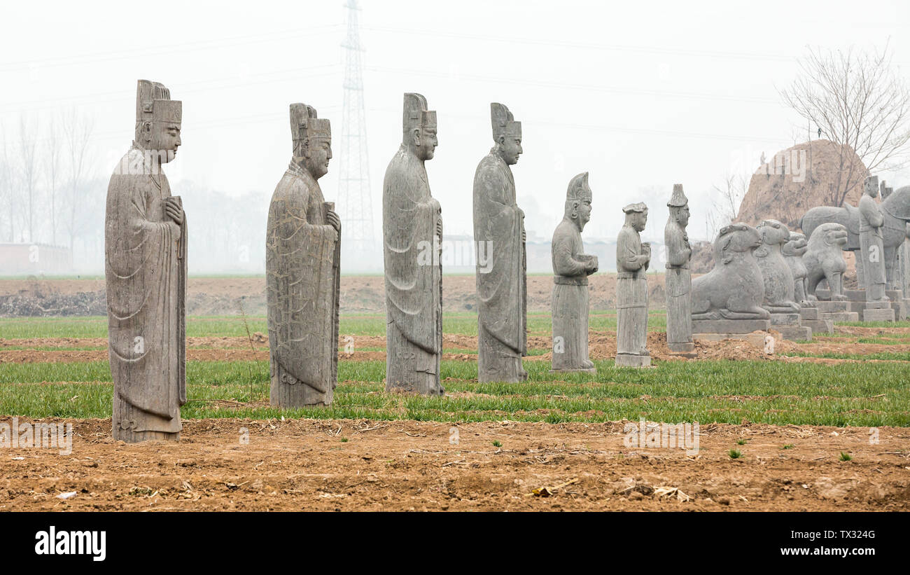 Stone statue of Song Ling Stock Photo Alamy