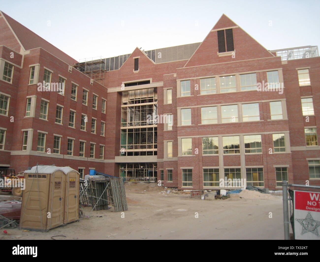 FSU King Building Front; 8 November 2007 (original upload date); Own work; UkrNole 485 at English pedia; Stock Photo