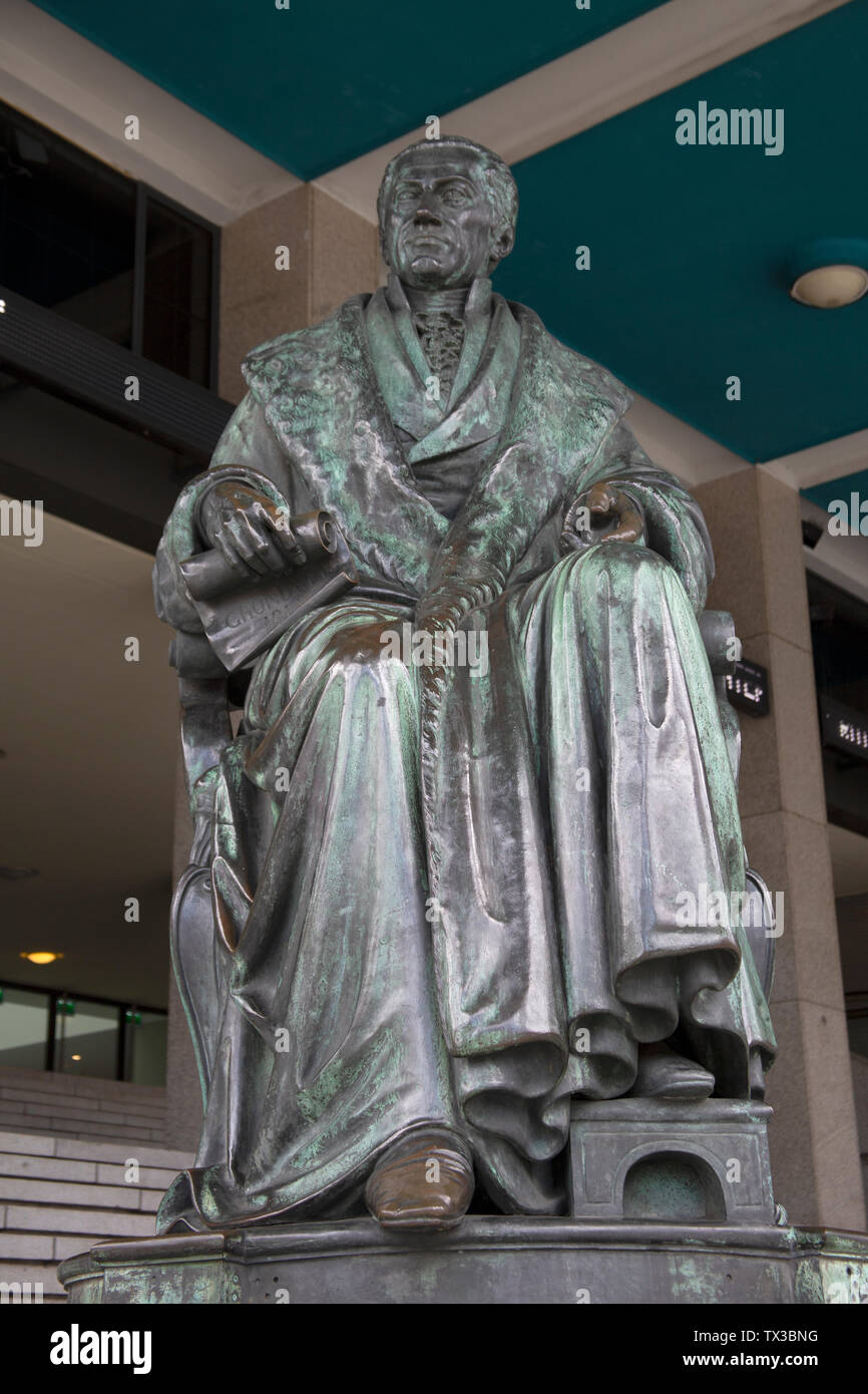 Bronze statue of Dutch statesman Gijsbert Karel van Hogendorp outside