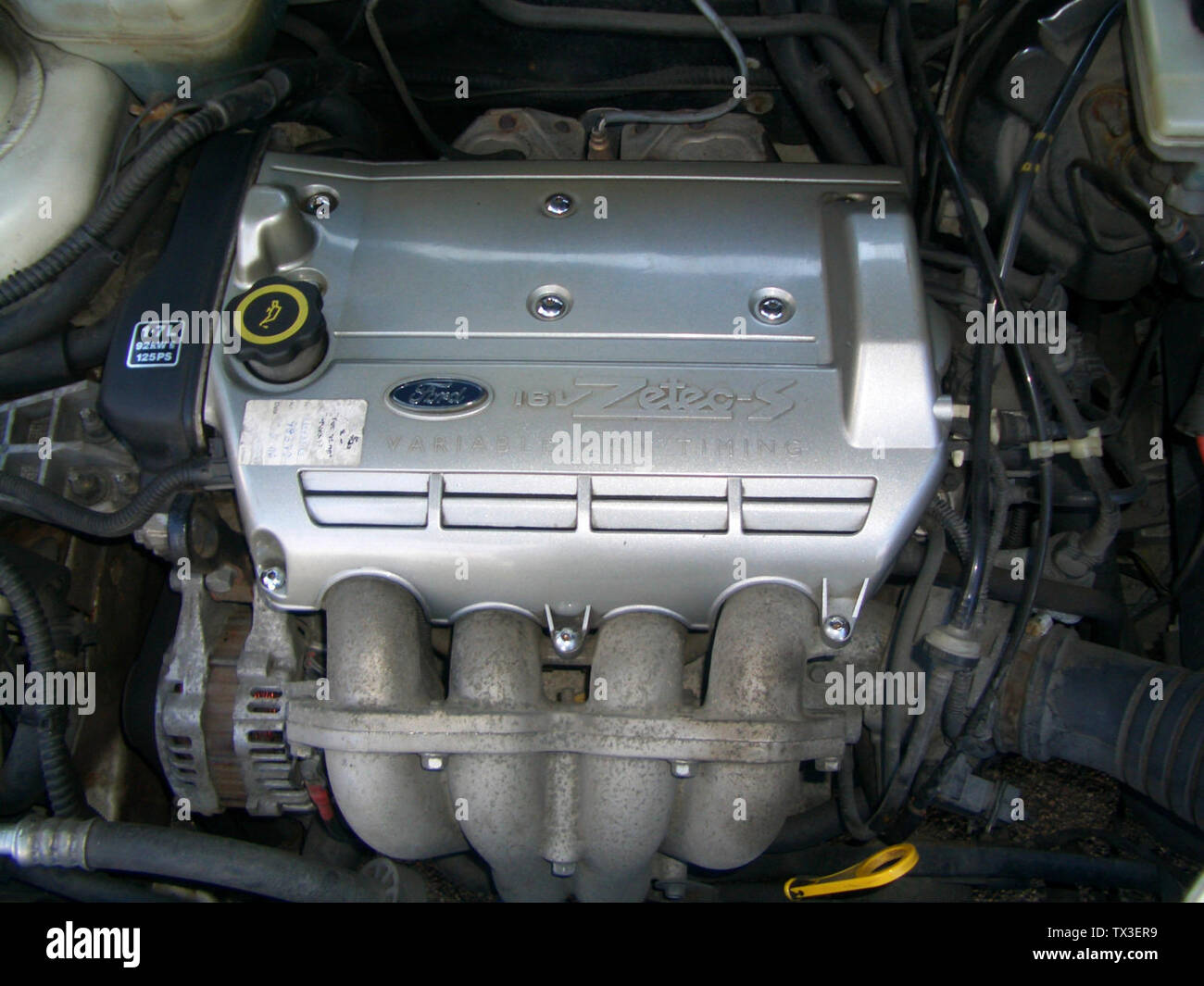 1.7L Ford Zetec-S VCT engine in a Ford Puma.; 29 August 2007 (original  upload date); Transfered from en.pedia; Original uploader was Asestar at  en.pedia Stock Photo - Alamy