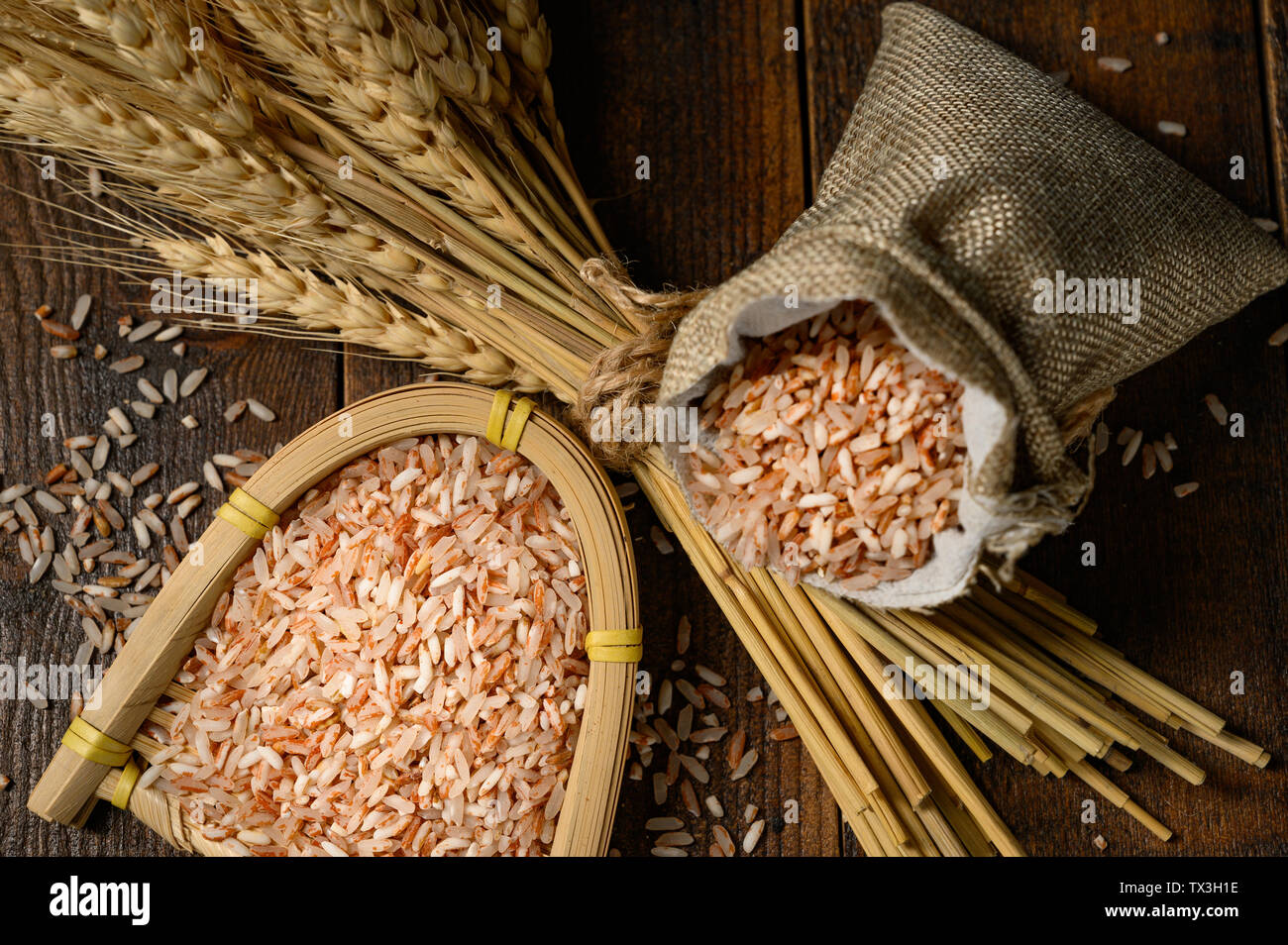 Red rice grain Stock Photo Alamy