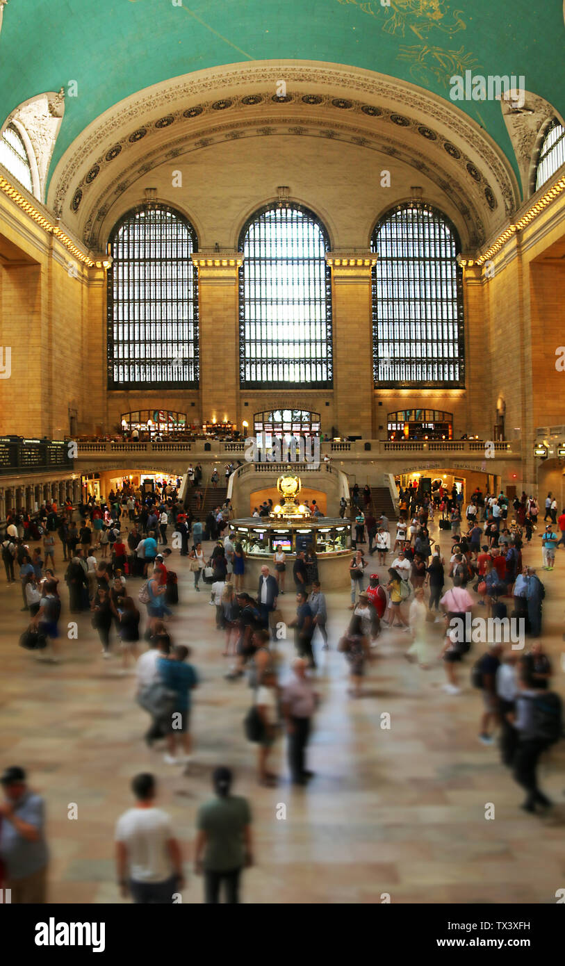 The hustle and bustle of the main concourse of Grand Central Station, New York City, New York, USA Stock Photo