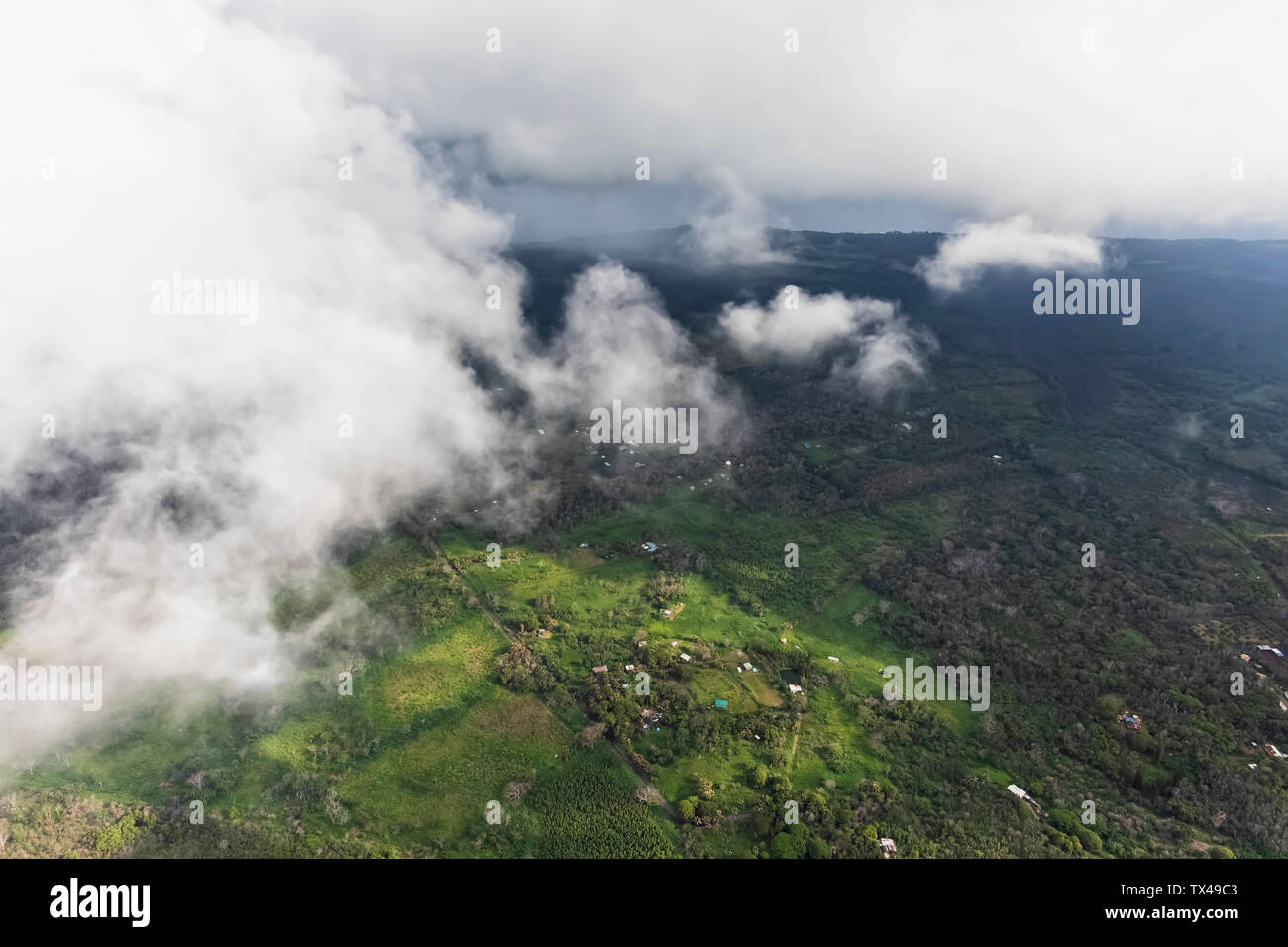 Aerial photography of hawaii island hi-res stock photography and images ...