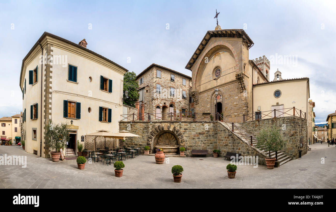 Italy, Tuscany, mountain village Panzano in Chianti Stock Photo