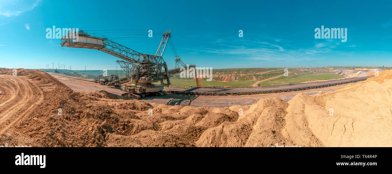 Germany, Juechen, panoramic view of Garzweiler surface mine, old spreader Stock Photo