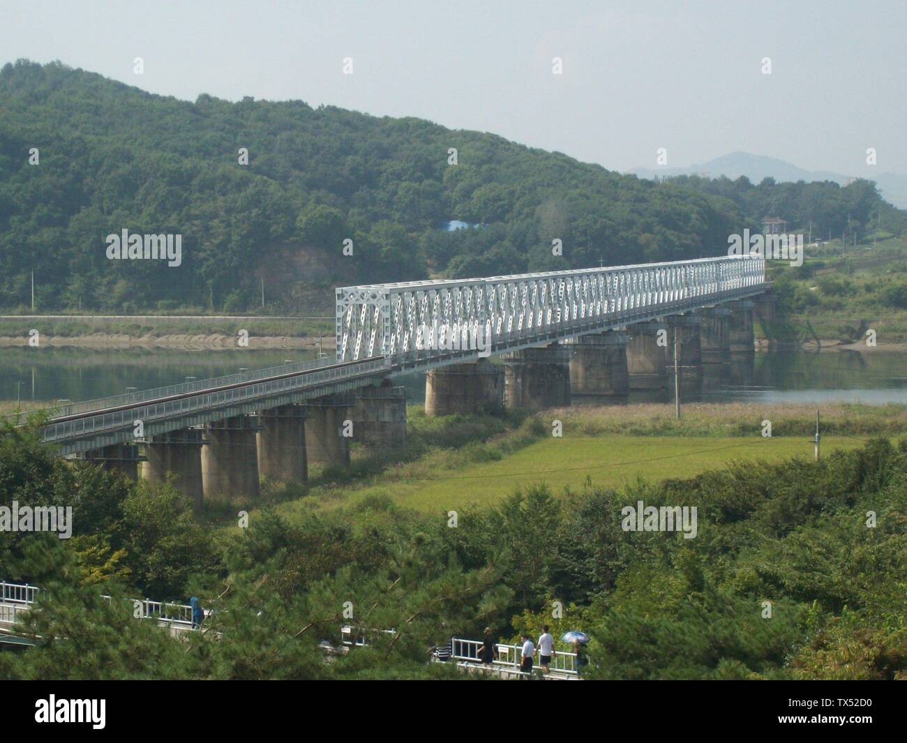 I œeµi Iz I E I E E ˆe Es E I I Iz I E I Eµ Eª Isµ The Gyeongui Line Crossing The Imjin Riverae Aeœ Eªz E Ae Ae ÿa Ae A Aº C C C S Taken By Rbtjd01 Talk Contributions A In September 15th 08 And Uploaded By Rbtjd01 Talk