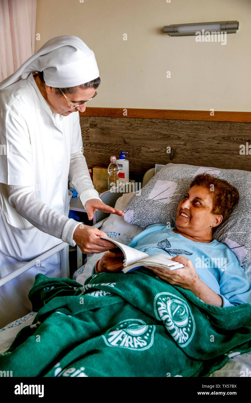 sisters-of-charity-of-st-vincent-de-paul-hi-res-stock-photography-and