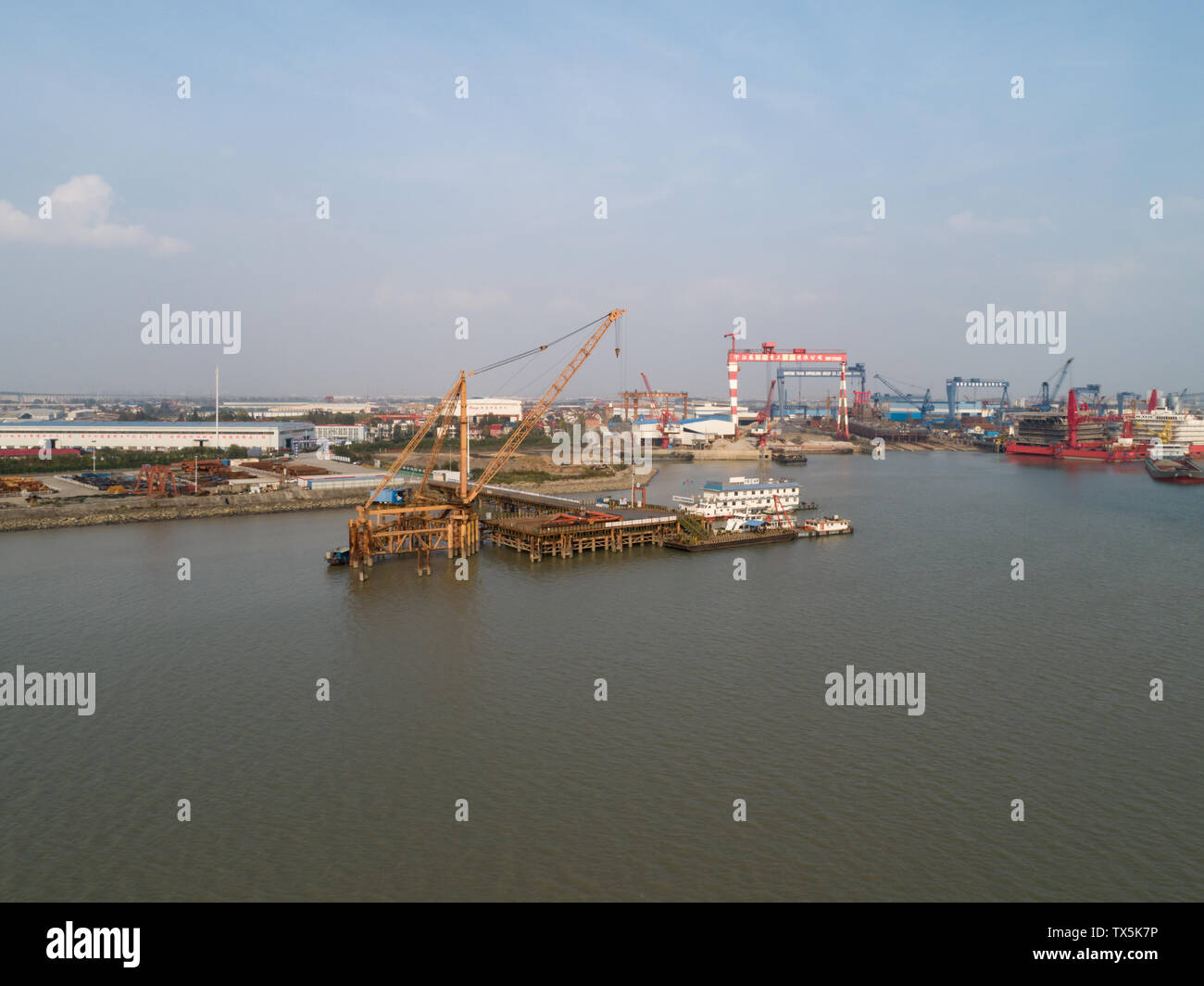 ShanghaiTong Yangtze River Bridge Stock Photo Alamy