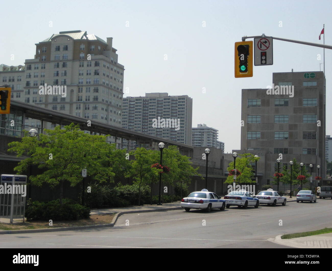 Hamilton go transit station hires stock photography and images Alamy
