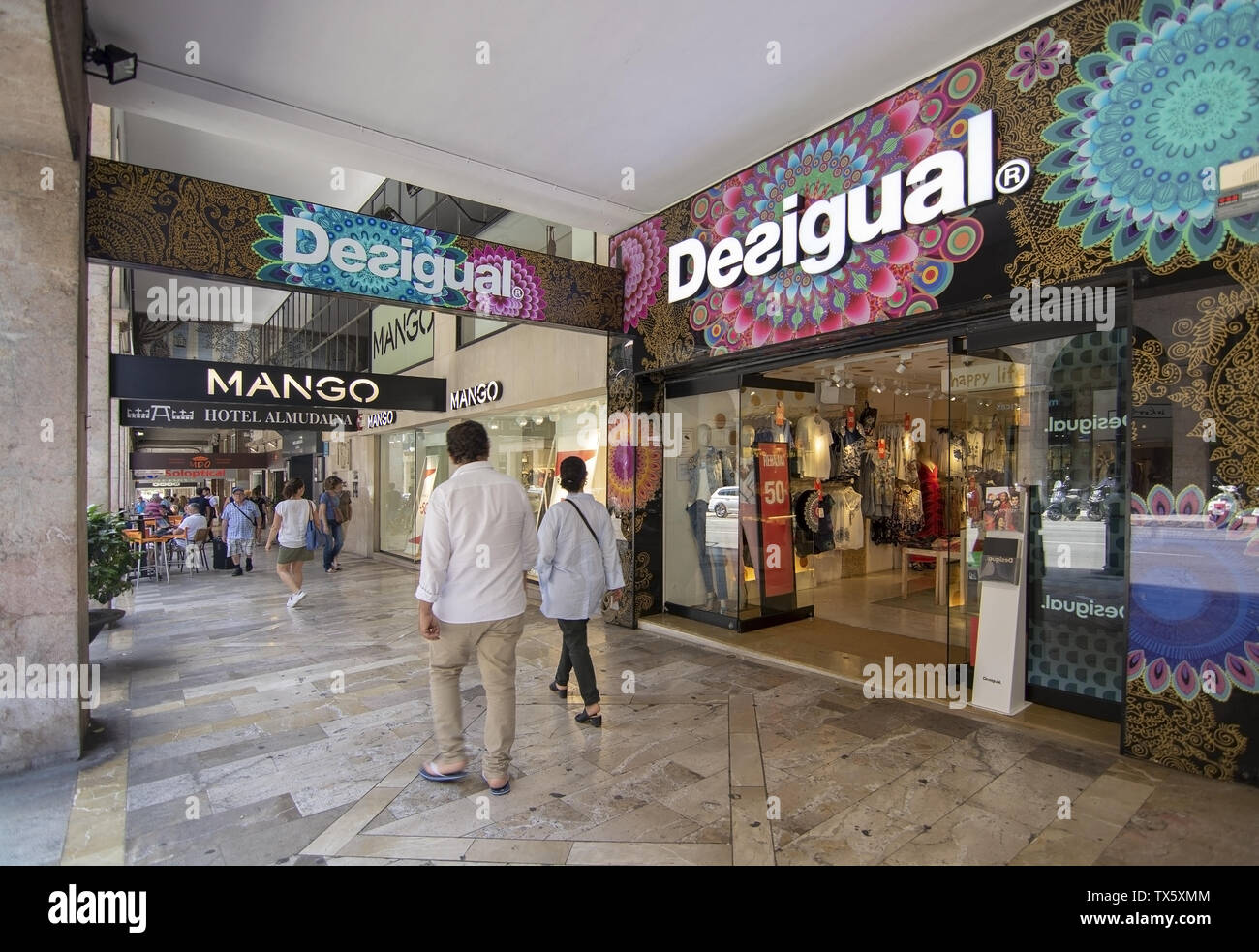 PALMA, MALLORCA, SPAIN - JUNE 22, 2019: Shopping street Jaime III with  wellknown Spanish brand names Desigual and Mango on a sunny day on June 22,  201 Stock Photo - Alamy