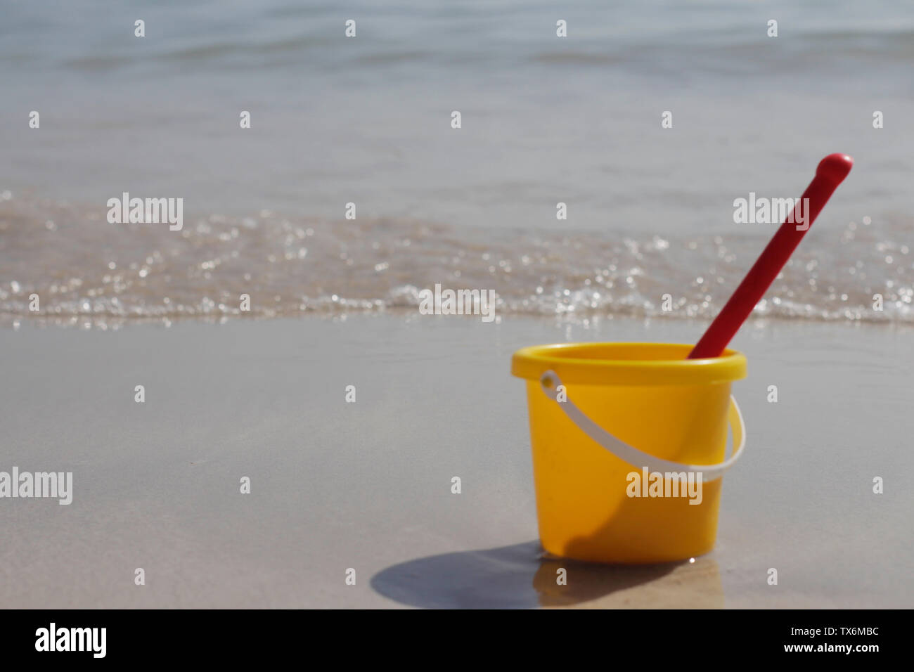 baby sand bucket