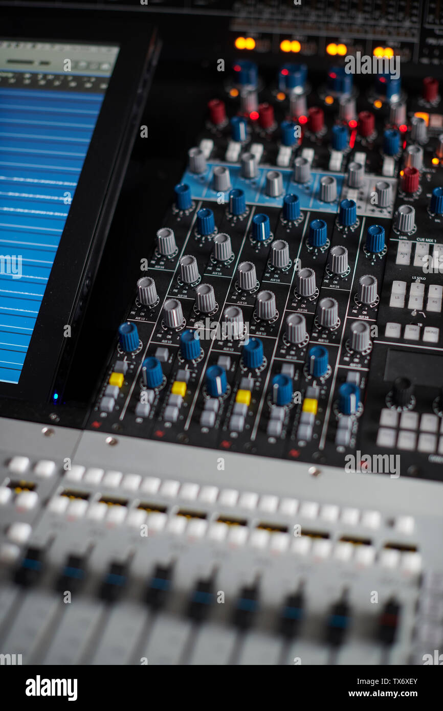 recording studio equipment Stock Photo Alamy