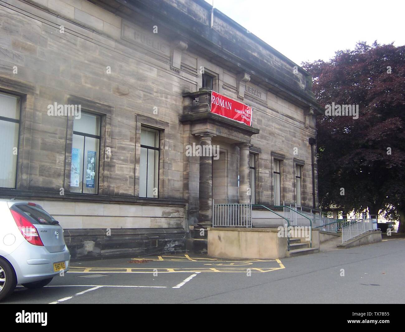 Kirkcaldy public library hires stock photography and images Alamy