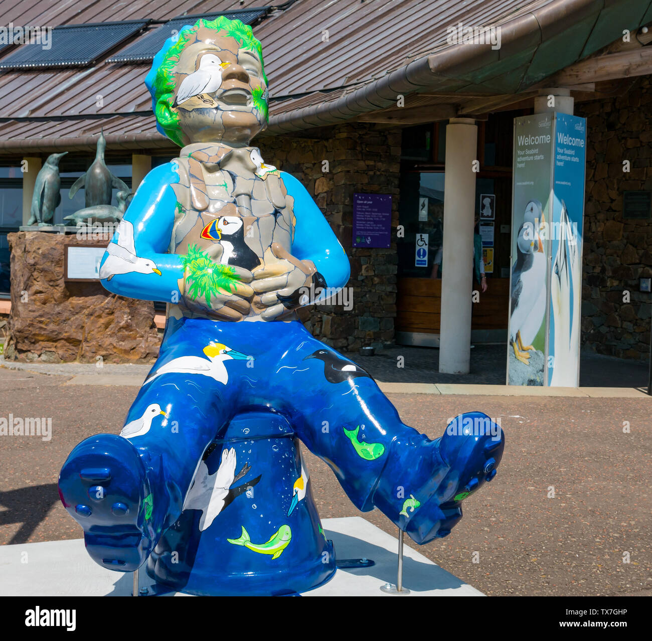 Oor Wullie Big Bucket Art Trail by Hannah Sanguinetti, Scottish Seabird centre, North Berwick, Scotland, UK Stock Photo