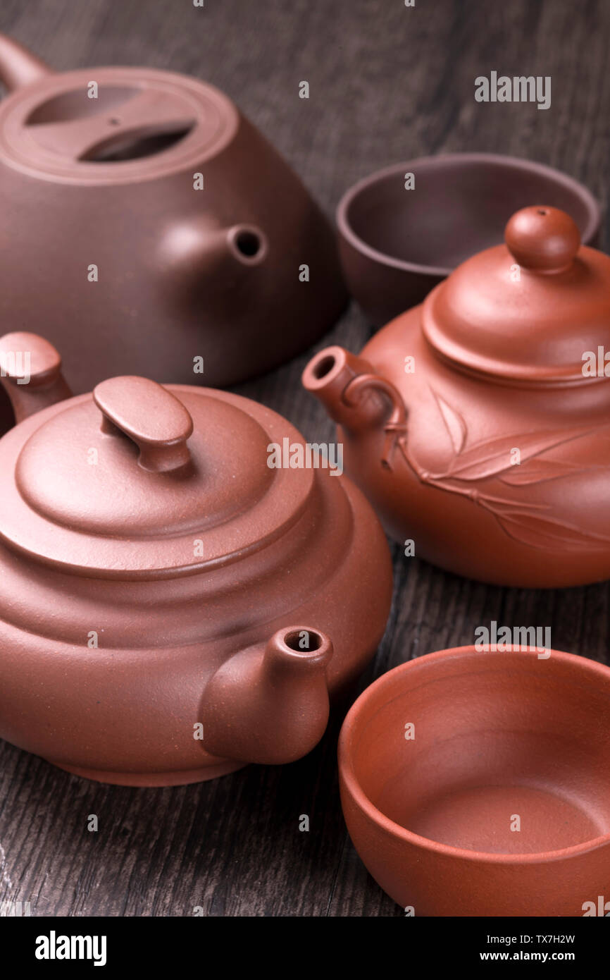 purple clay pot Stock Photo Alamy