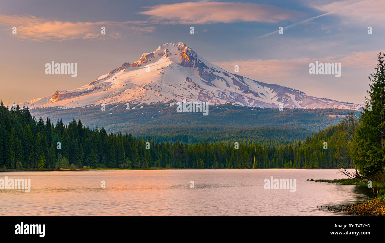 Sunset at Mount Hood as seen from Trillium Lake., Oeregon, United States Stock Photo